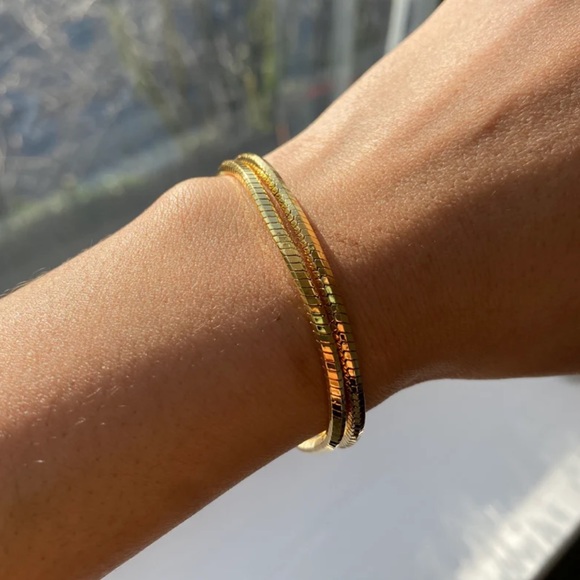 Last1️⃣ Double Snake Chain Toggle Bracelet 18K Gold Plate Boho Trendy Jewelry - Picture 5 of 5